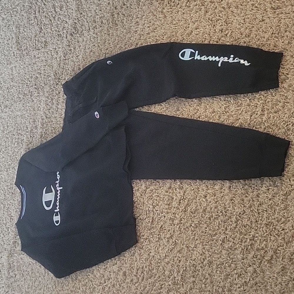 Womens Champion Outfit